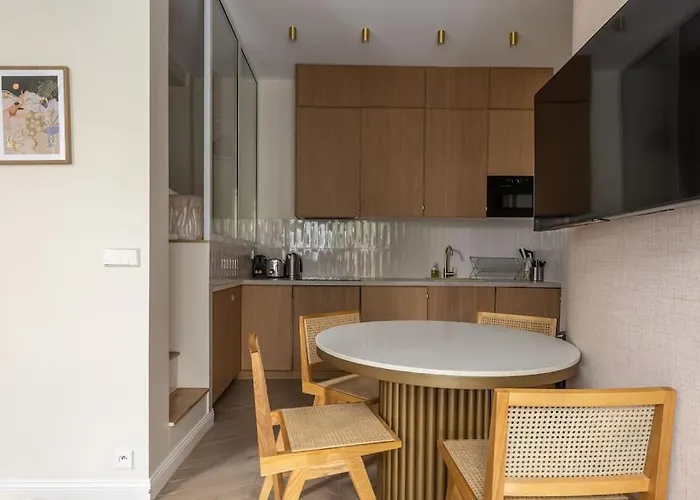 Elegant 4-star In - *